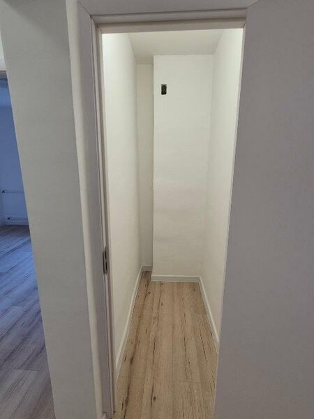 Mosilor, stradal, Eminescu, Titu Maiorescu, 6 minute metrou Obor